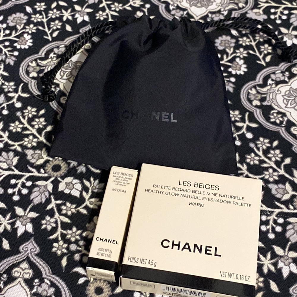 Chanel Eyeshadow Palette and Lip Balm - Picture 2 of 12